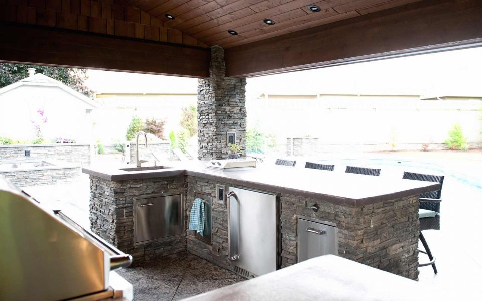 Outdoor kitchen - custom built home